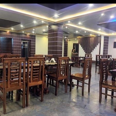 Prince Palace Jhargram Экстерьер фото